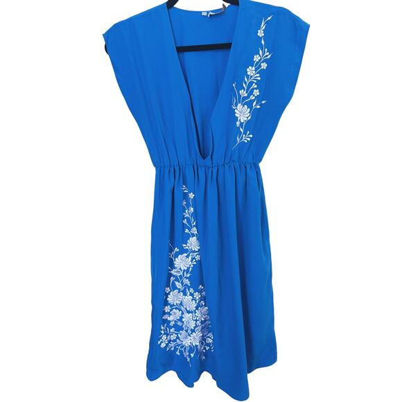 Yumi Kim V-Neck Mini Dress Embroidered Blue White XS Soft Femme Oriental Floral - Picture 2 of 6
